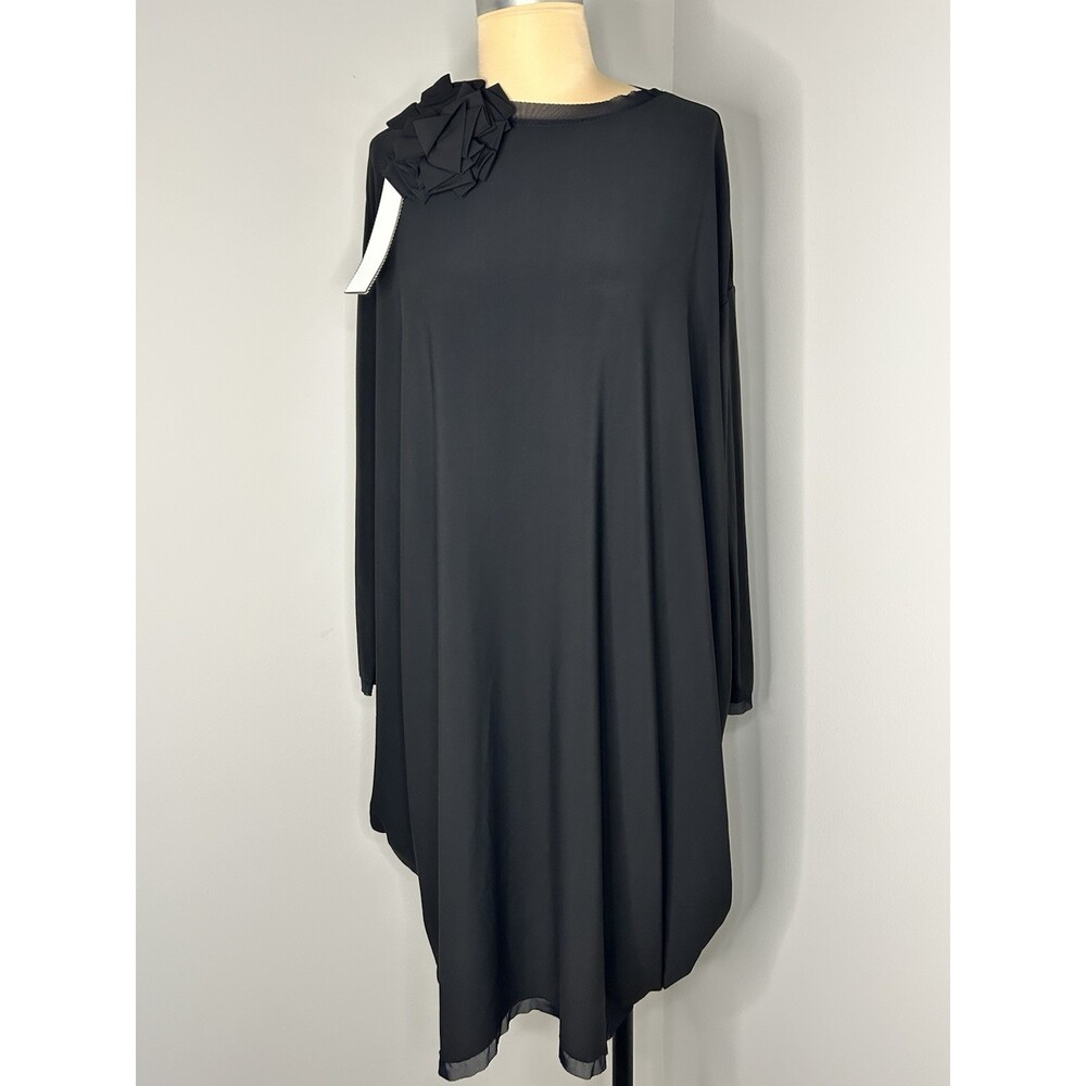 Marie Saint Pierre Black Shift Dress Sz 4 Oversized Minimalist Flower Detail.